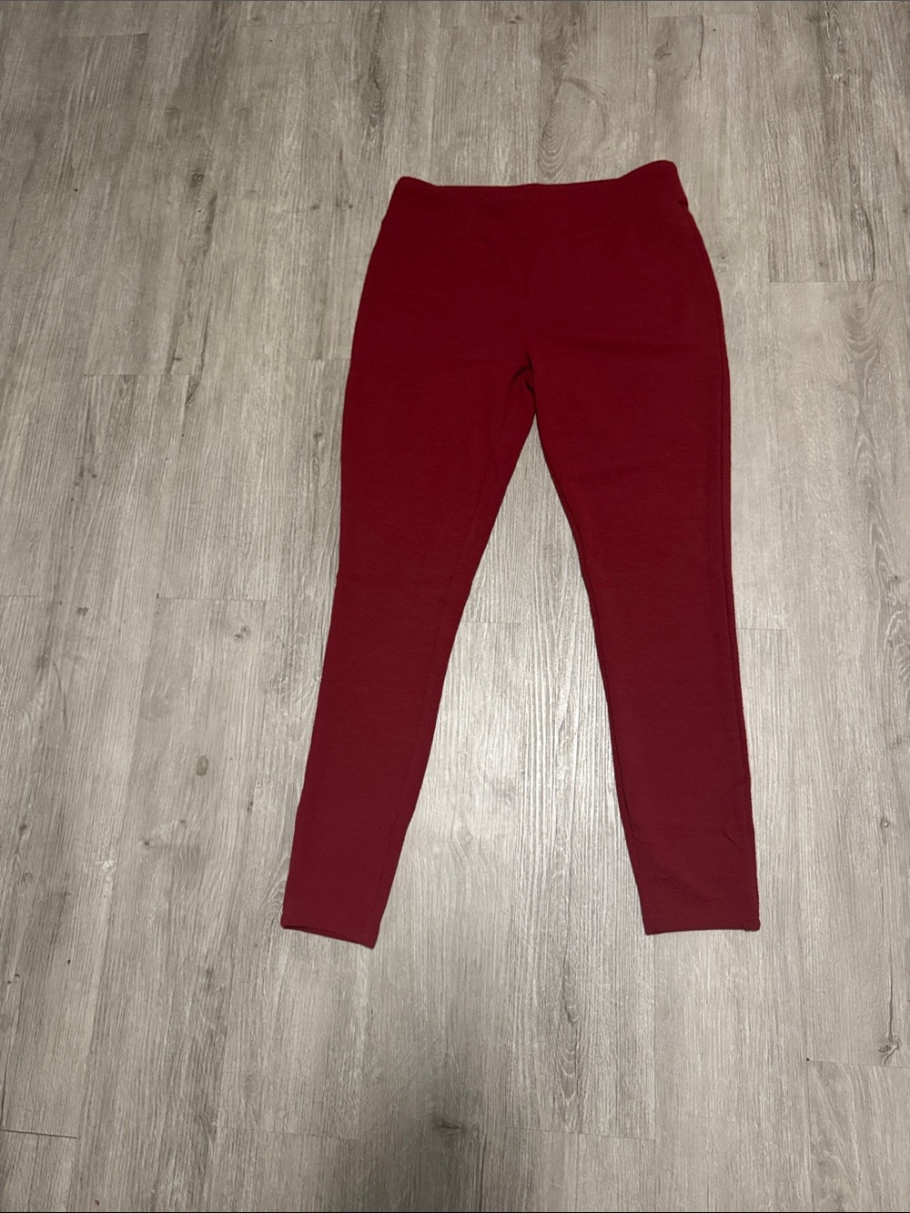 ***2/$15*** High-Rise Textured Leggings in Burgundy